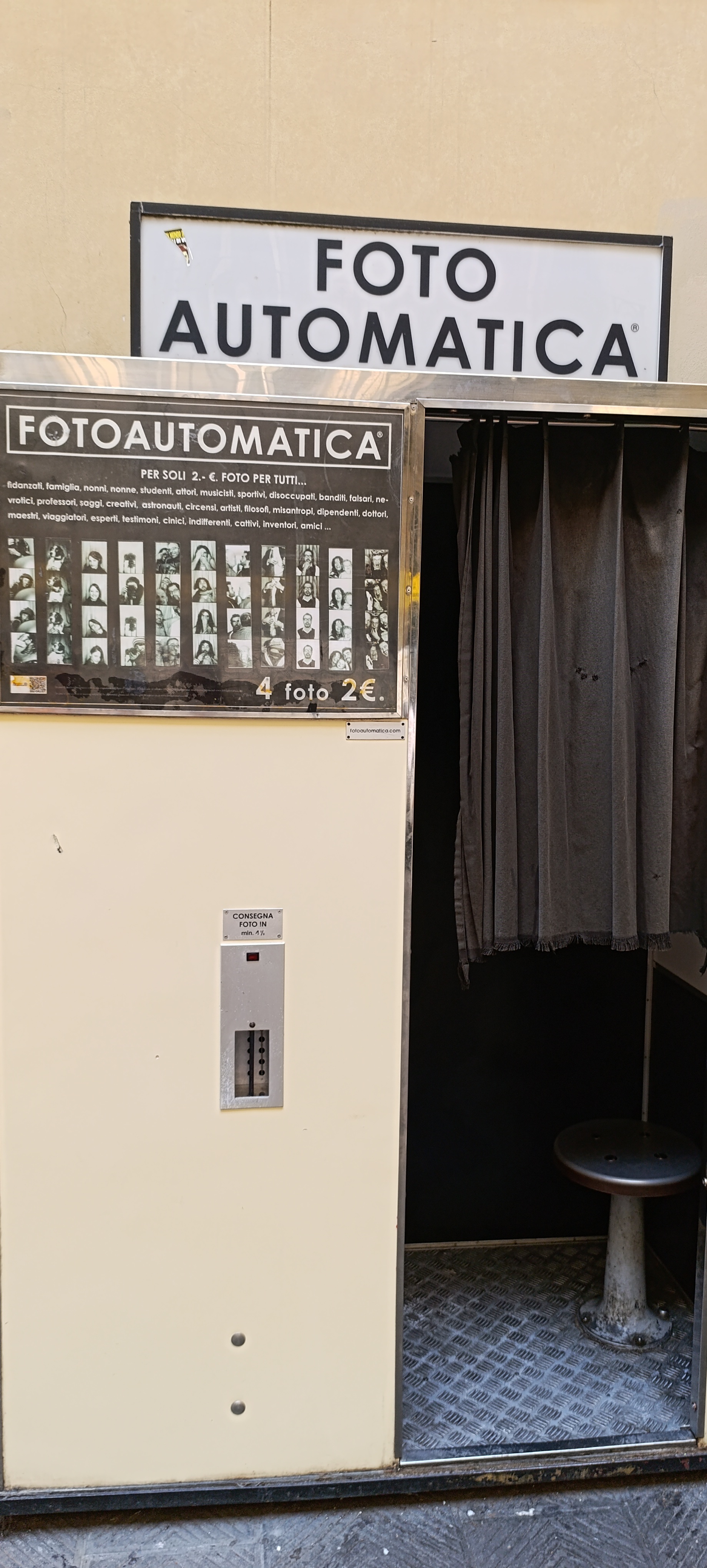 Fototessera automatica a Firenze